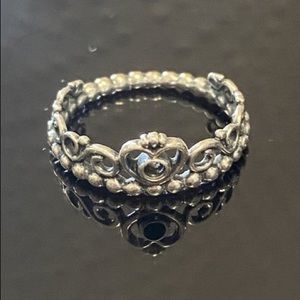 Pandora- Princess Tiara sz 9